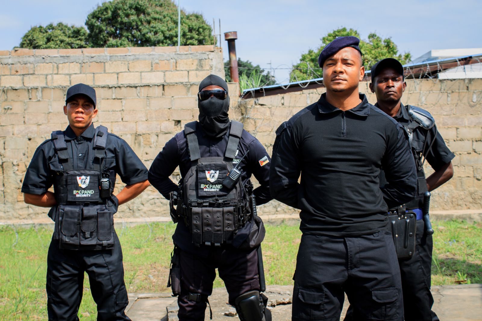 Equipa de vigilantes da Expand Security em formação